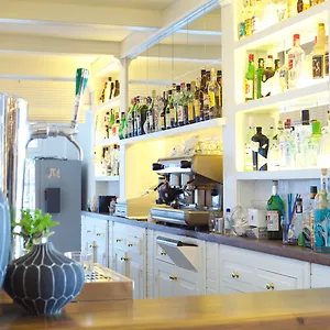 https://els-pins-hotel.topcostabravahotels.com