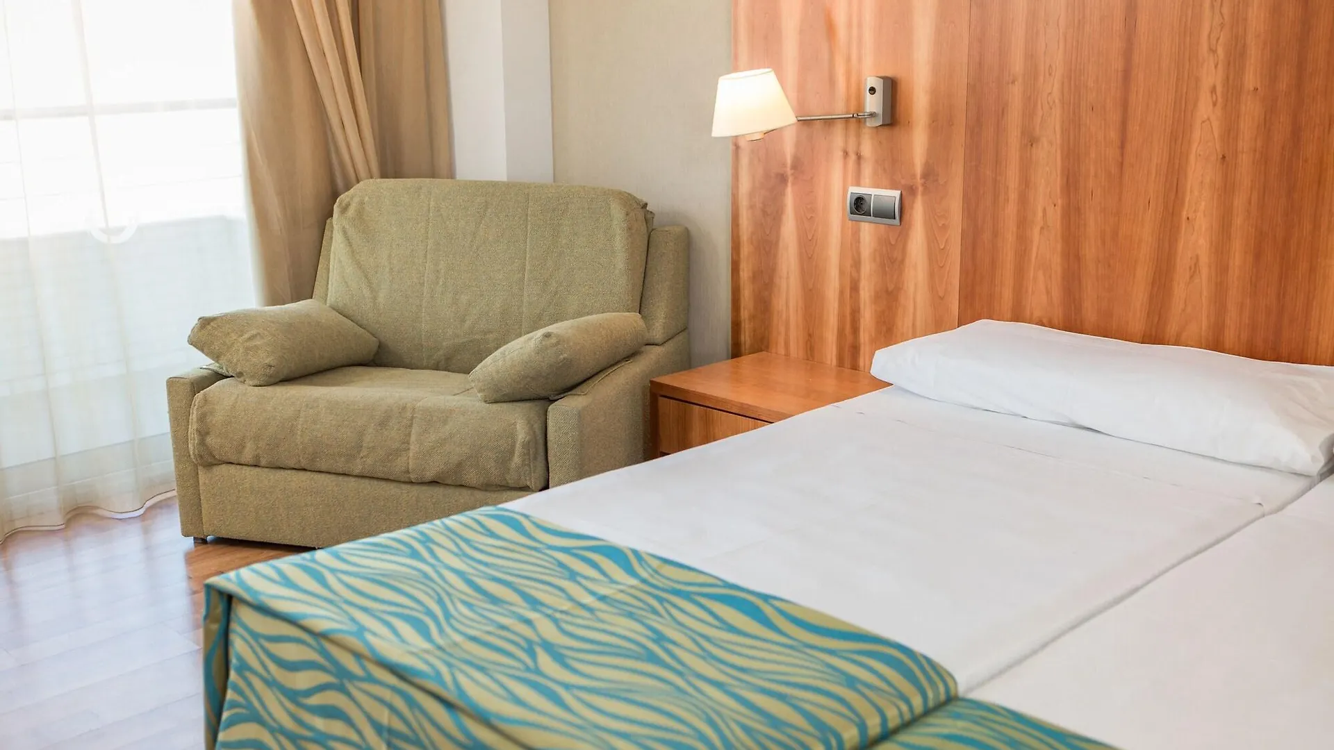 פלטחה ד'ארו Rvhotels Nautic Park פלטחה ד'ארו