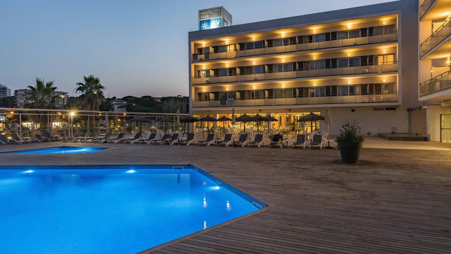 פלטחה ד'ארו Rvhotels Nautic Park 4*, פלטחה ד'ארו